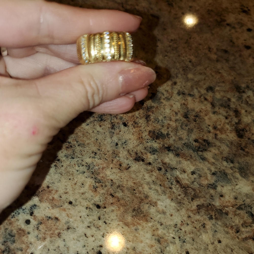 Ring - Picture 7 of 8